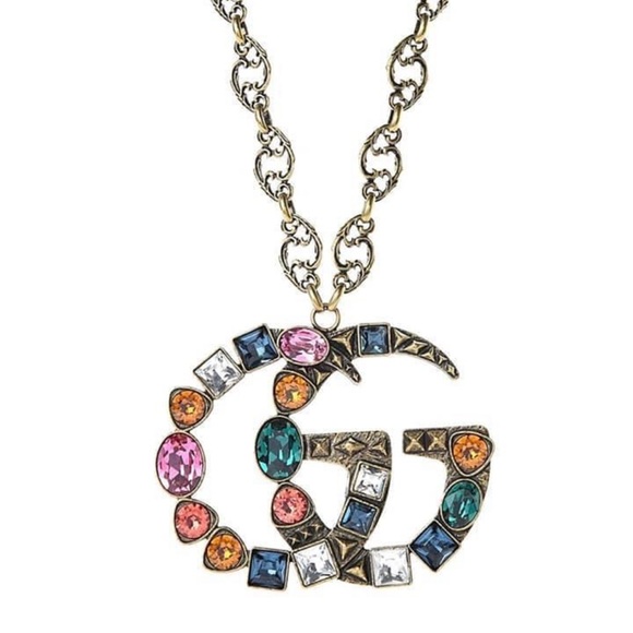 Beautiful GUCCI necklace and matching bracelet.